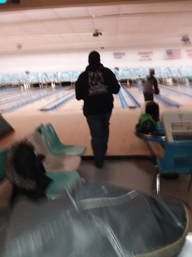 Bowling Alley «Plaza Lanes», reviews and photos, 3150 Ohio Ave, Connersville, IN 47331, USA