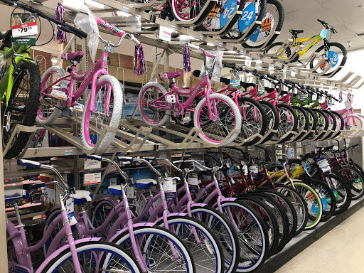 Discount Store «Kmart», reviews and photos, 10 W Lake St, Minneapolis, MN 55408, USA