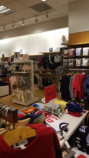 Clothing Store «Gap», reviews and photos, 7430 164th Ave NE, Redmond, WA 98052, USA