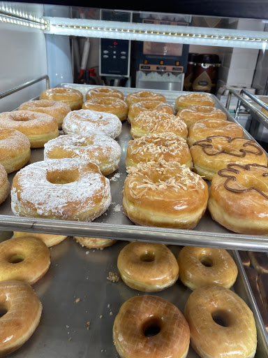Donut Shop «A M Donuts», reviews and photos, 34 Las Tunas Dr, Arcadia, CA 91007, USA