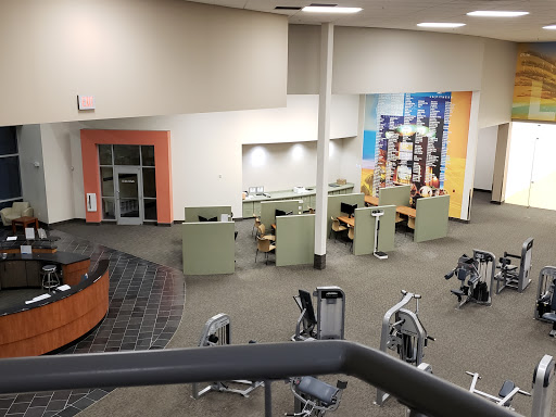 Gym «LA Fitness», reviews and photos, 452 Lakehurst Rd, Waukegan, IL 60085, USA