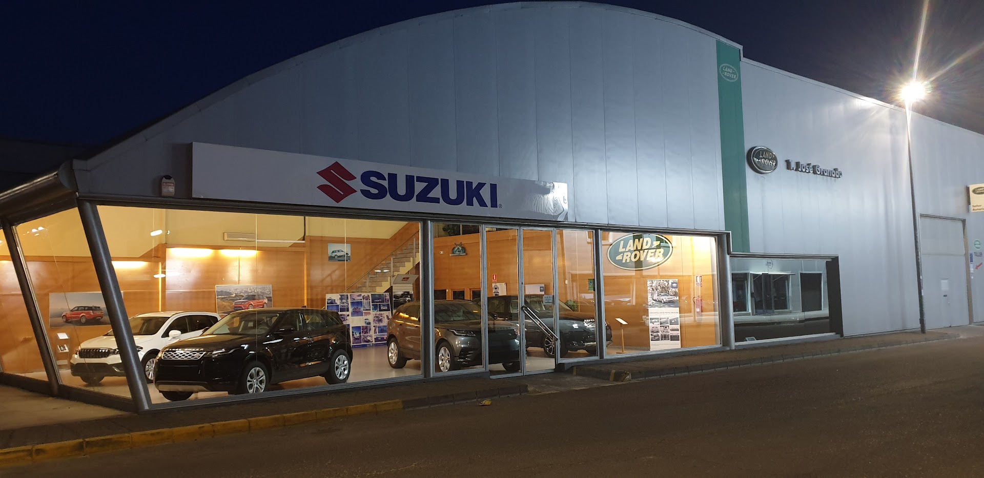 Concesionario Suzuki y Land Rover T.Granado