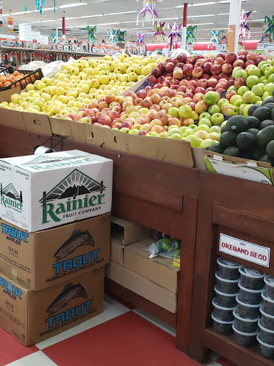 Mexican Grocery Store «La Unica SuperCenter», reviews and photos, 6119 White Horse Rd #3, Greenville, SC 29611, USA