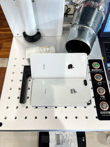 Mobile Phone Repair Shop «One Hour Device Repair», reviews and photos, 70 E Sunset Way, Issaquah, WA 98027, USA