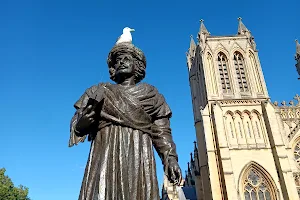 Statue of Ram Mohan Roy image