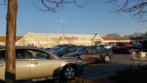Supermarket «Super Stop & Shop», reviews and photos, 204 Garfield Ave, Cranston, RI 02901, USA