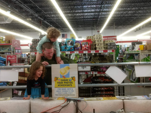 Home Improvement Store «Tractor Supply Co.», reviews and photos, 643 Cross Keys Rd, Sicklerville, NJ 08081, USA