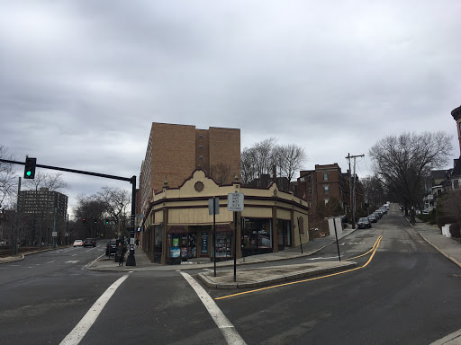 Supermarket «Bazaar On Beacon Street», reviews and photos, 1432 Beacon St, Brookline, MA 02446, USA