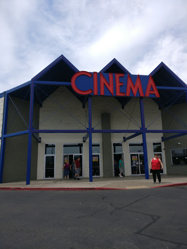 Movie Theater «Roseburg Cinema», reviews and photos, 1750 NW Hughwood Dr, Roseburg, OR 97471, USA