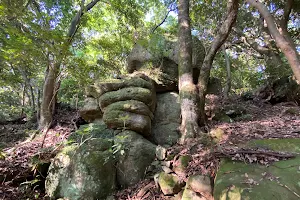 神籠石 image