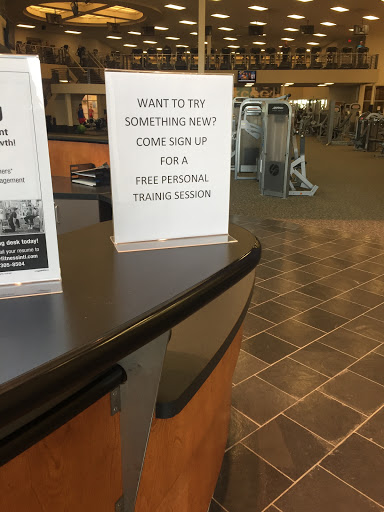 Gym «LA Fitness», reviews and photos, 201 Ogden Falls Blvd, Oswego, IL 60543, USA
