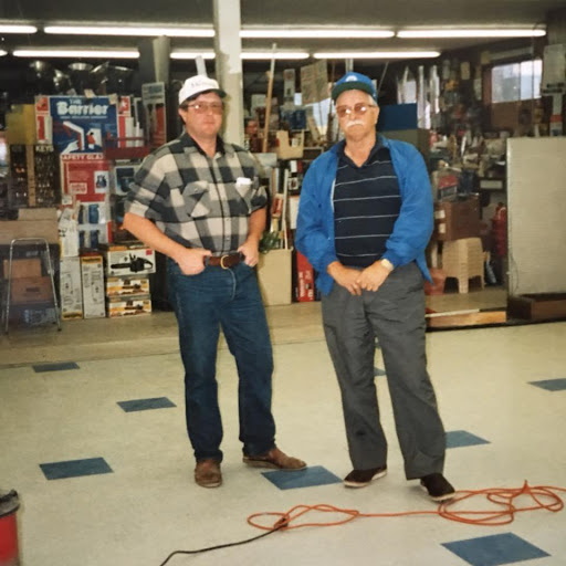 Paint Store «OMAN & SON BUILDERS SUPPLY», reviews and photos, 25312 Vernon Ave, Ocean Park, WA 98640, USA