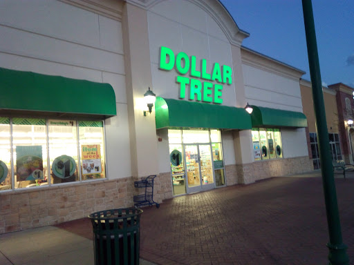 Shopping Mall «Shops at Vineyard Village», reviews and photos, 2800 Texas 121 Business, Euless, TX 76039, USA