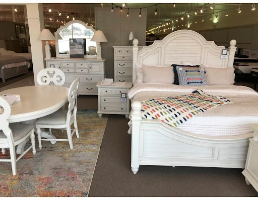 Furniture Store «Value City Furniture», reviews and photos, 4380 E New York St, Aurora, IL 60504, USA