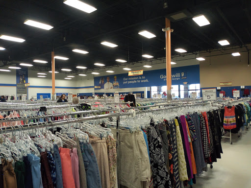 Donations Center «Goodwill of North Georgia: East Athens Store, Career Center, and Donation Center», reviews and photos