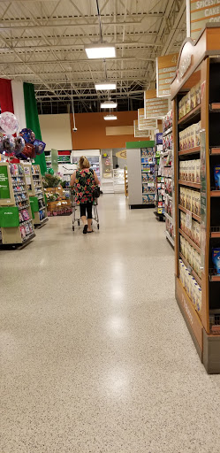 Supermarket «Publix Super Market at Shoppes of Sweetwater», reviews and photos, 3883 Wekiva Springs Rd, Longwood, FL 32779, USA