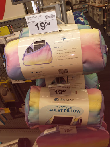 Office Supply Store «Staples», reviews and photos, 3540 Pump Rd, Richmond, VA 23233, USA