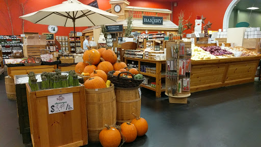 Gourmet Grocery Store «On the Vine Marketplace», reviews and photos, 75 Portsmouth Ave, Exeter, NH 03833, USA