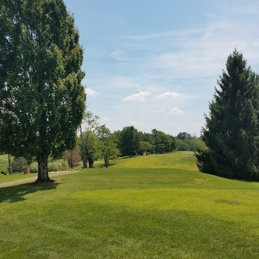 Golf Course «Fairway Golf Course», reviews and photos, 4940 KY-227 #2, Worthville, KY 41098, USA