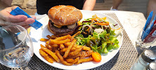 Hamburger du Restaurant Le Tempo à Entrecasteaux - n°8