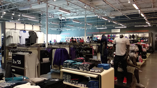 Clothing Store «Nike Factory Store», reviews and photos, 2210 Tanger Blvd #225, Gonzales, LA 70737, USA