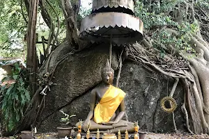 Wat Khao Tham image