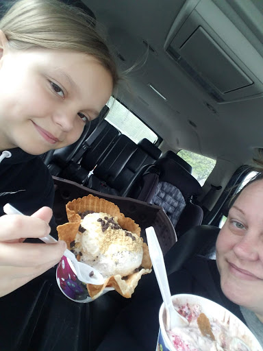 Ice Cream Shop «Cold Stone Creamery», reviews and photos, 2015 S Hurstbourne Pkwy, Louisville, KY 40220, USA