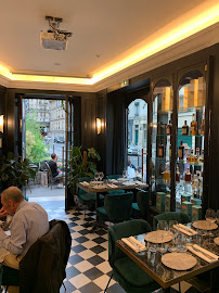Atmosphère du Restaurant Le Grand Dictionnaire à Paris - n°10