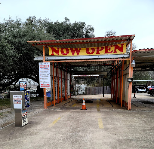 The Seguin Shine Carwash en Seguin