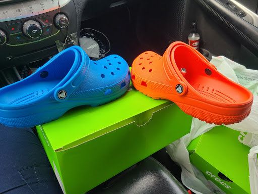 Shoe Store «Famous Footwear», reviews and photos, 33830 S Gratiot Ave, Charter Twp of Clinton, MI 48035, USA