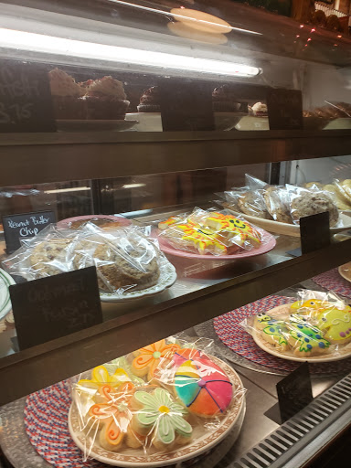 American Restaurant «Lickity Split Frozen Custard», reviews and photos, 6056 N Broadway St, Chicago, IL 60660, USA