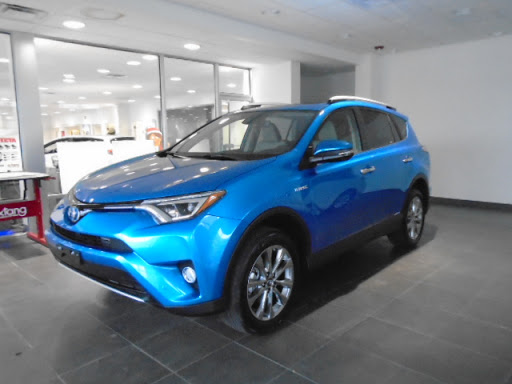 Car Dealer «Torrington Toyota», reviews and photos