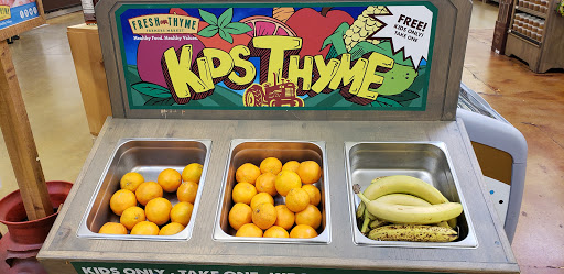 Grocery Store «Fresh Thyme Farmers Market- Newport», reviews and photos, 82 Carothers Rd, Newport, KY 41071, USA