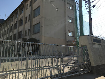 八尾市立亀井中学校
