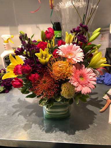 Florist «Everest Florist and Gifts Sacramento», reviews and photos, 7137 Walerga Rd, Sacramento, CA 95842, USA