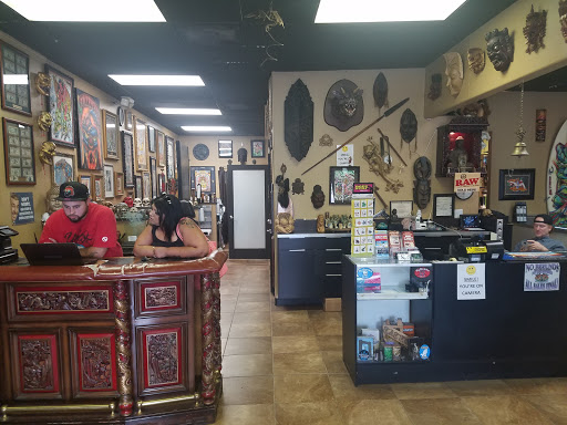 Tattoo and Piercing Shop «Hot Box Tattoos», reviews and photos, 1037 W Brandon Blvd, Brandon, FL 33511, USA