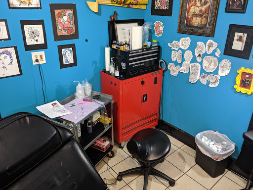 Untitled Ink, 6357 Guilford Ave, Indianapolis, IN 46220, USA, 