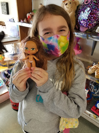 Thrift Store «California Cool Thrift Store», reviews and photos, 737 W Grand Ave, Grover Beach, CA 93433, USA