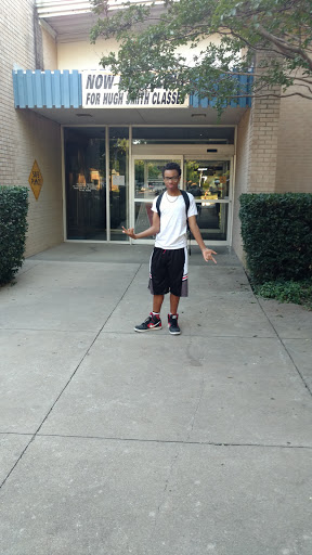 Recreation Center «Hugh Smith Recreation Center», reviews and photos, 1815 New York Ave, Arlington, TX 76010, USA