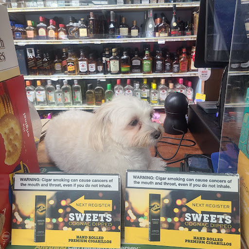 Liquor Store «White Oak Liquor Shop», reviews and photos, 418 Union Ave, Belleville, NJ 07109, USA