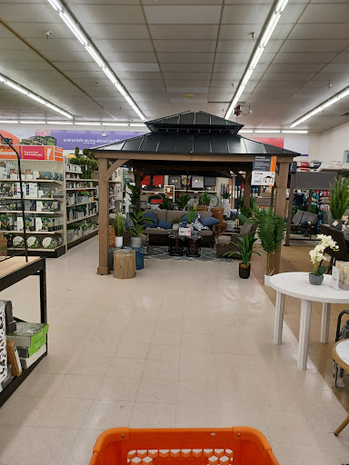 Discount Store «Big Lots», reviews and photos, 16100 E 10 Mile Rd, Eastpointe, MI 48021, USA