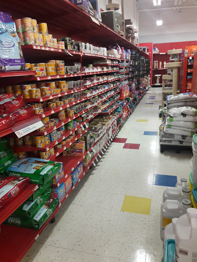 Pet Supply Store «Petco Animal Supplies», reviews and photos, 48 Watertower Plaza, Leominster, MA 01453, USA