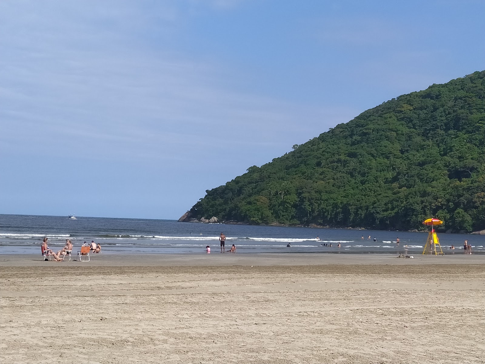 Foto di Spiaggia di Vista Linda con una superficie del sabbia beige fine