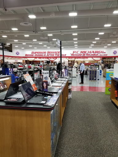 Appliance Store «P.C. Richard & Son», reviews and photos, 701 Sunrise Hwy, Bellmore, NY 11710, USA