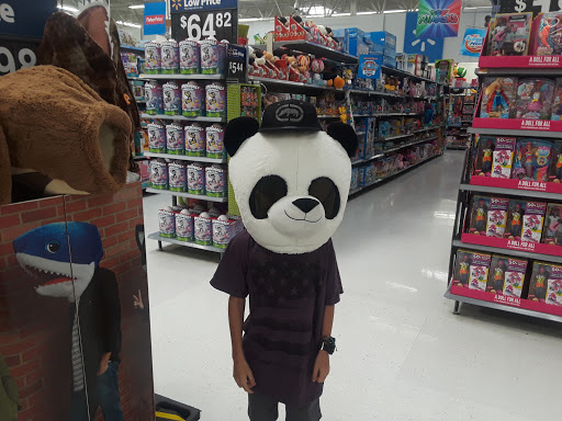 Department Store «Walmart», reviews and photos, 4001 Hallmark Pkwy, San Bernardino, CA 92407, USA