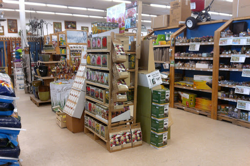 Pet Supply Store «CountryMax - Geneseo», reviews and photos, 4101 Lakeville Rd, Geneseo, NY 14454, USA
