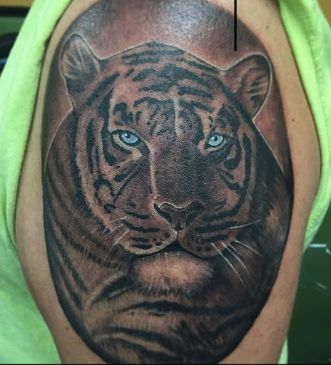 Tattoo Shop «Hope Street Tattoo», reviews and photos, 77 Burlington St, Providence, RI 02906, USA