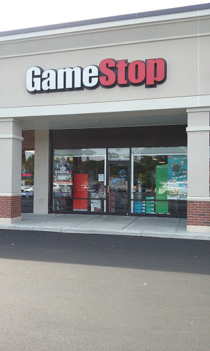 GameStop, 41 State St, Lynn, MA 01901, USA, 