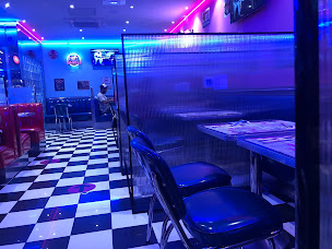 Photo n°79 de Memphis - Restaurant Diner à Saint-Marcel-lès-Valence ()