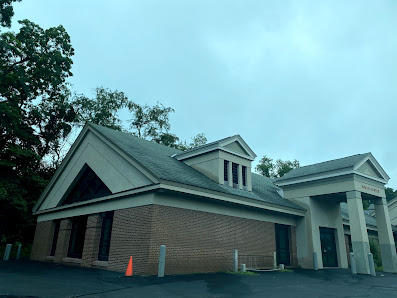 East Lyme Public Library 39 Society Rd, Niantic, CT 06357